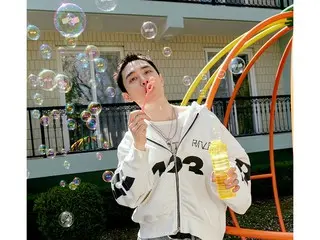 DO EXO (Do Kyungsoo) merilis foto konsep kedua untuk album penuh pertamanya "Bliss"... ledakan kecantikan kekanak-kanakan yang berpikiran terbuka