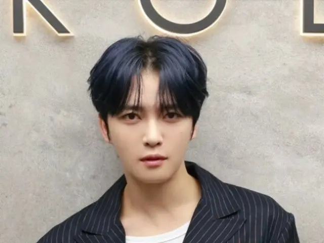 J-JUN memberi penghormatan kepada mendiang Park Yong Ha... "Sudah 15 tahun. Aku tidak akan pernah melupakan senyum hangat kakakku"