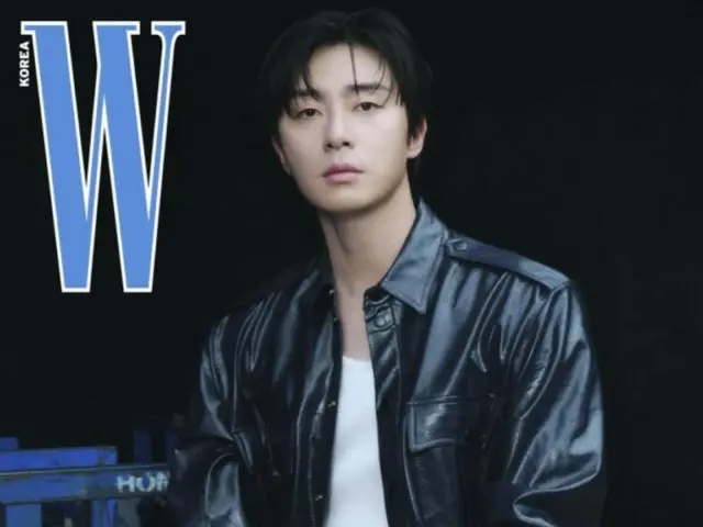 Malam seksi Park Seo Jun dengan jam tangan Chanel