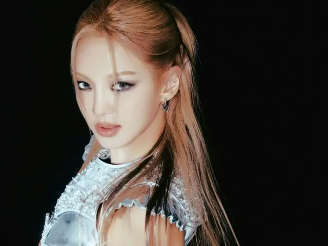 Hyoyeon Girls' Generation akan merilis lagu baru "YES" pada tanggal 16... Tur DJ AS