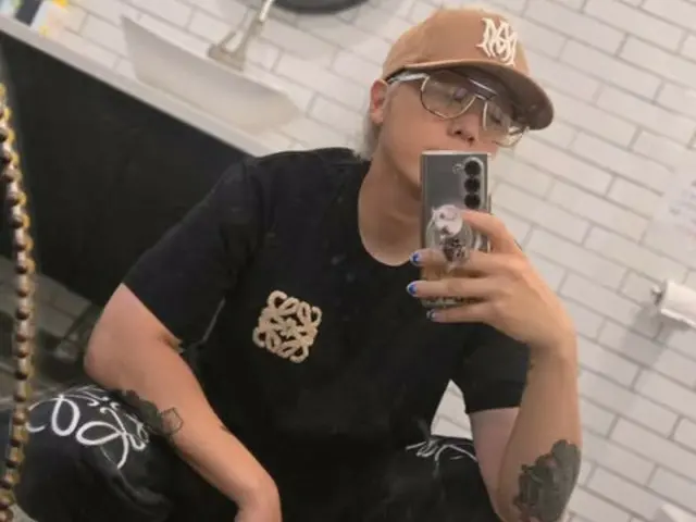 Honggi "FTISLAND", selfie di kamar mandi? ... "Kamu terlihat sangat cantik"