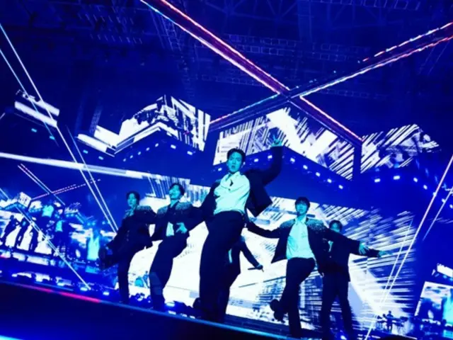 "MONSTA X" hari ini (20) adalah hari terakhir konser mereka di KSPO DOME... "Sudah lama sejak kami tampil sebagai grup lengkap beranggotakan enam orang, kami kelelahan."