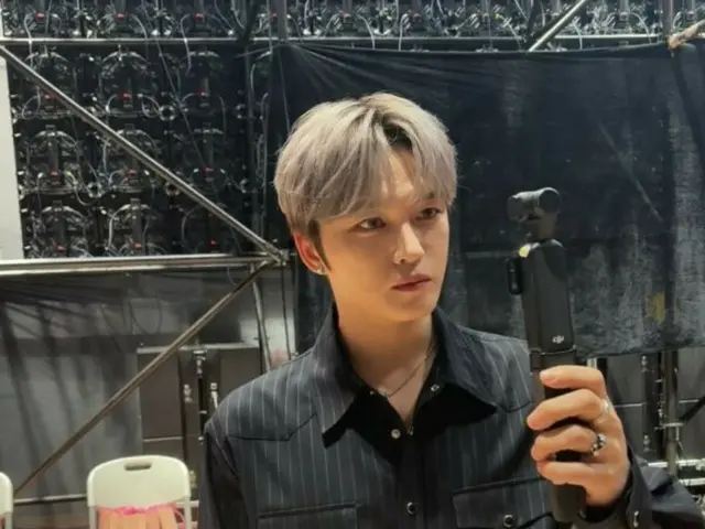 J-JUN, penuh suasana musim gugur... Menunggu fan meeting Chengdu