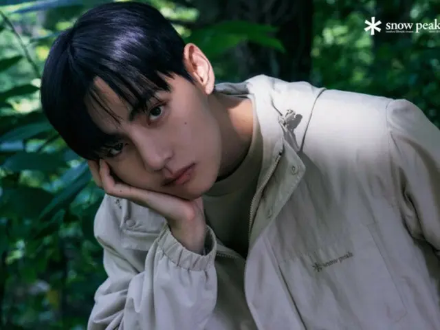 Foto-foto pakaian luar ruangan V BTS yang penuh dengan nuansa musim gugur menarik perhatian