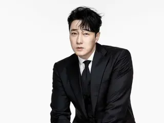 So Ji Sub akan berperan sebagai mata-mata dalam drama baru "Manager K" yang akan tayang tahun depan