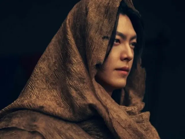 Meskipun mendapat ulasan beragam, "Magic Lamp" milik Kim WooBin dan Suzy telah mencapai nomor satu di 10 negara.