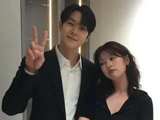 Aktor Choi Woo-shik merilis foto dirinya dan Somin bersama... "Malam Ini Bersama Wooju dan Meri"