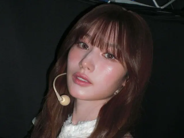 Sana TWICE ungkap foto-foto di belakang panggung... visual setingkat AI