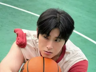 "TVXQ" Yunho (U-KNOW), menawan dengan ekspresi lesunya