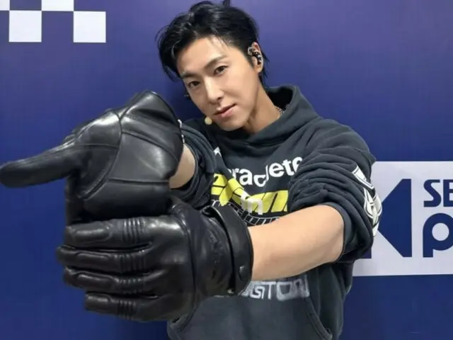 Yunho TVXQ (U-KNOW) promosikan lagu baru dengan tarian titik